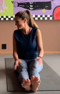 Rebecca Loos feet photo thumbnail