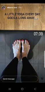 Rebecca Loos feet photo thumbnail