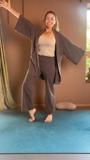 Rebecca Loos feet photo thumbnail