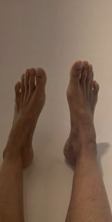 Rebecca Loos feet photo thumbnail