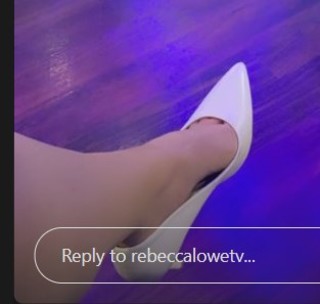 Rebecca Lowe feet photo 5