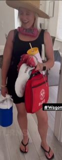 Rebecca Lowe feet photo 5