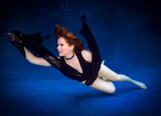 Rebecca Mader feet photo 18