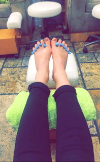 Rebecca Mader feet photo 11