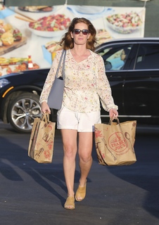 Rebecca Mader feet photo 20