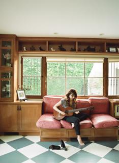 Rebecca Pidgeon feet photo 11