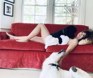 Rebecca Pidgeon feet photo 3