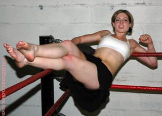 Rebecca Quin feet photo thumbnail