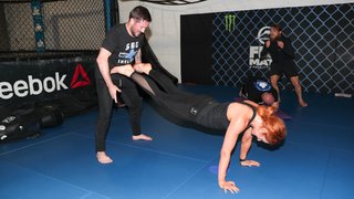 Rebecca Quin feet photo thumbnail