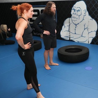 Rebecca Quin feet photo thumbnail