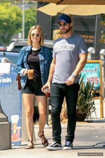 Rebecca Rittenhouse feet photo 8