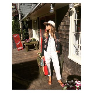 Rebecca Rittenhouse feet photo 13
