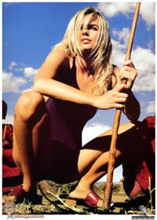 Rebecca Romijn feet photo thumbnail