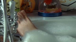 Rebecca Romijn feet photo thumbnail