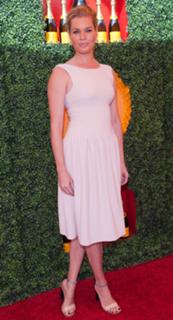 Rebecca Romijn feet photo thumbnail