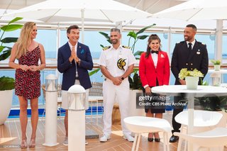 Rebecca Romijn feet photo thumbnail