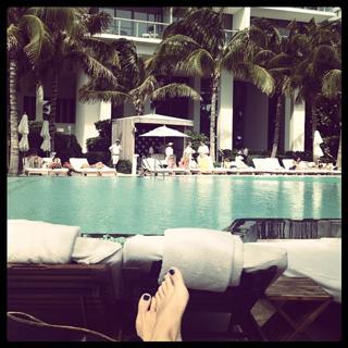 Rebecca Stella feet photo 7
