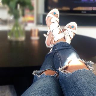 Rebecca Stella feet photo 5