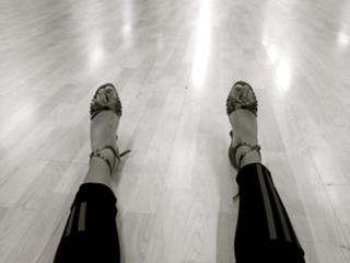 Rebecca Stella feet photo 14