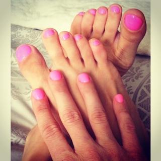 Rebecca Zamolo feet photo 11
