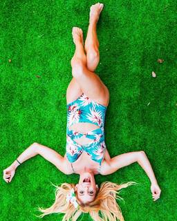 Rebecca Zamolo feet photo 4