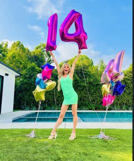 Rebecca Zamolo feet photo 9