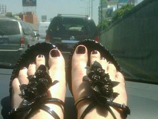 Rebecca de Alba feet photo 14