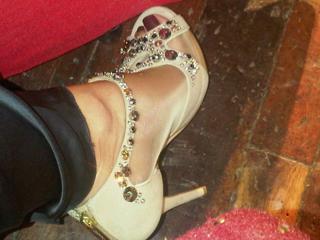 Rebecca de Alba feet photo 6