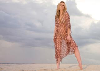 Rebecca de Alba feet photo 10