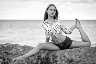 Rebekka Weigand feet photo 18