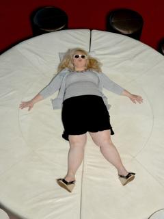 Rebel Wilson feet photo thumbnail