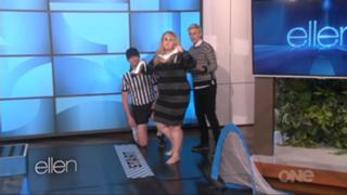 Rebel Wilson feet photo thumbnail