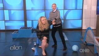 Rebel Wilson feet photo thumbnail