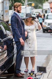 Rebel Wilson feet photo thumbnail