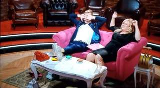 Rebel Wilson feet photo thumbnail