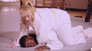 Rebel Wilson feet photo thumbnail