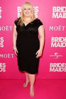 Rebel Wilson feet photo thumbnail