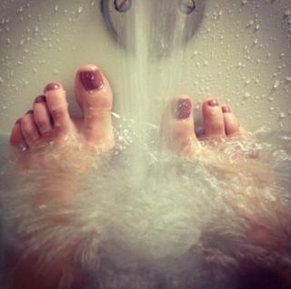 Reby Hardy feet photo 10