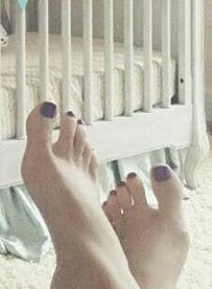 Reby Hardy feet photo 8