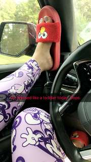 Reby Hardy feet photo 3