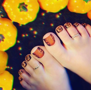 Reby Hardy feet photo 20