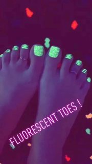 Reby Hardy feet photo 18