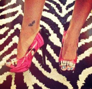 Reby Hardy feet photo 8
