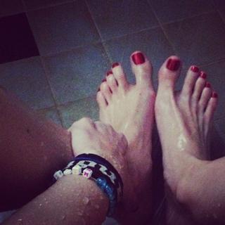 Reby Hardy feet photo 2