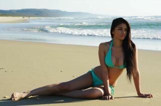 Red Dela Cruz feet photo 7