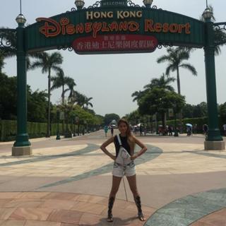 Red Dela Cruz feet photo 1