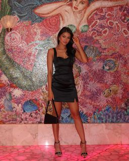 Red Dela Cruz feet photo 4