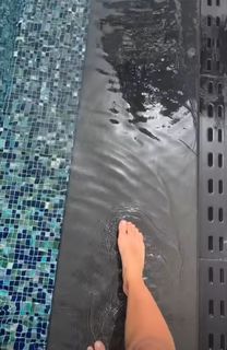 Reef Neeman feet photo 11