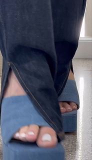 Reef Neeman feet photo 6