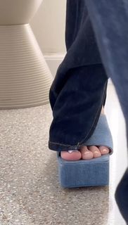 Reef Neeman feet photo 4